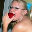 Hot and Horny Gwenneth Ready to Play Live on Cam