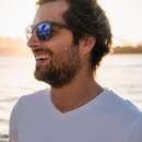 Handsome, tall and tanned guy wants to meet shy woman in Greensboro